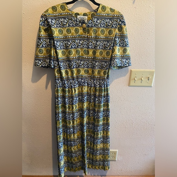VTG Lady Carol Dress - Picture 2 of 7